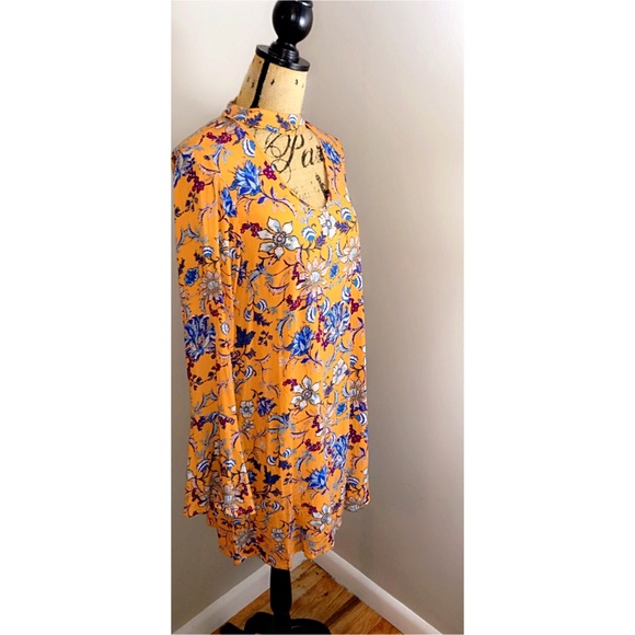 🥳Host Pick 🧡 Flowy Floral Long Sleeves Dress - Picture 6 of 8